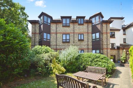 1 bedroom Retirement property for sale in Beaumonds, St Albans, AL1