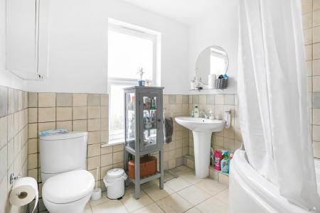 2 bedroom Terraced House for sale in Camp View Road, St Albans, AL1