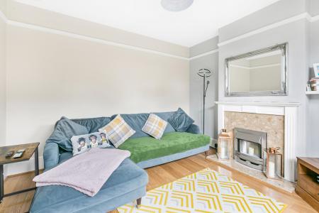 2 bedroom Terraced House for sale in Camp View Road, St Albans, AL1