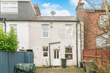 2 bedroom Terraced House for sale in Camp View Road, St Albans, AL1