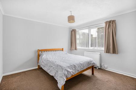 2 bedroom Flat for sale in Cedar Court, St Albans, AL4