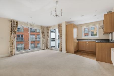2 bedroom Flat for sale in Charrington Place, St Albans, AL1