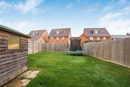 3 bedroom Terraced House for sale in Falcon Way, St Albans, AL4