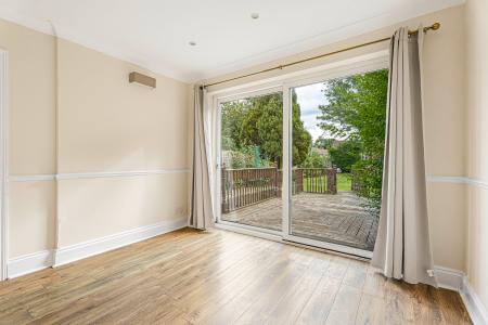 3 bedroom Terraced House for sale in Flint Way, St Albans, AL3