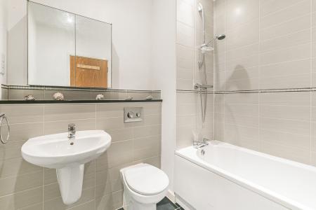 4 bedroom Semi-detached house for sale in Frederick Place, St Albans, AL2