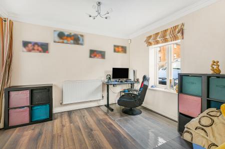 4 bedroom Semi-detached house for sale in Frederick Place, St Albans, AL2