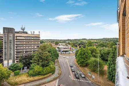 1 bedroom Flat for sale in Handleys Court, Selden Hill, Hemel Hempstead, HP2