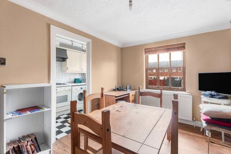 2 bedroom Flat for sale in Henrys Grant, St Albans, AL1