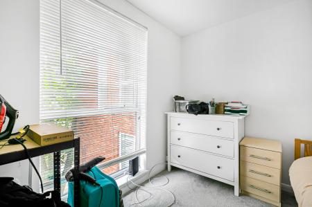 2 bedroom Flat for sale in High Street, Wheathampstead, AL4