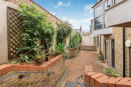 1 bedroom Flat for sale in Lattimore Road, St Albans, AL1