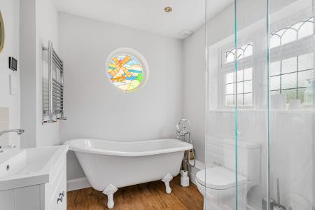 5 bedroom Semi-detached house for sale in Lynton Avenue, St Albans, AL1