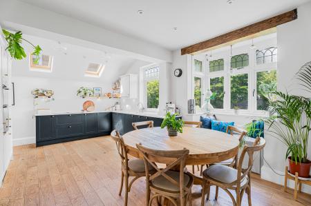 5 bedroom Semi-detached house for sale in Lynton Avenue, St Albans, AL1