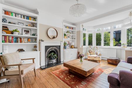 5 bedroom Semi-detached house for sale in Lynton Avenue, St Albans, AL1