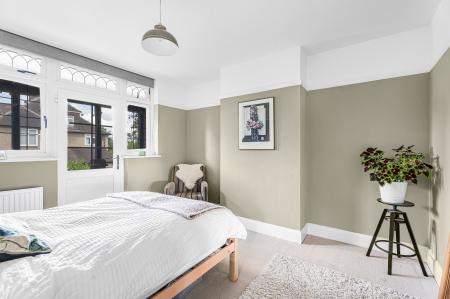 5 bedroom Semi-detached house for sale in Lynton Avenue, St Albans, AL1