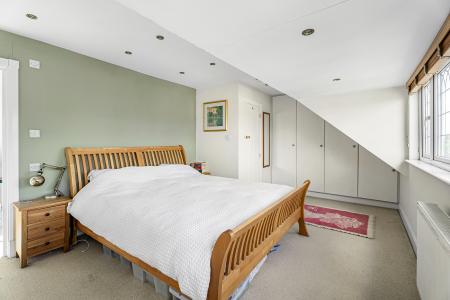 5 bedroom Semi-detached house for sale in Lynton Avenue, St Albans, AL1