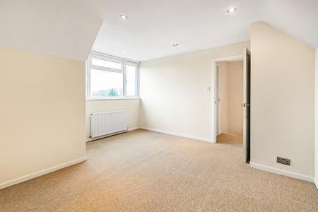 2 bedroom Mixed Use for sale in Oakwood Road, Bricket Wood, AL2