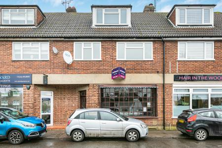 2 bedroom Mixed Use for sale in Oakwood Road, Bricket Wood, AL2