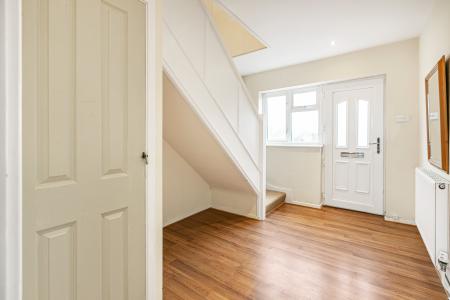 2 bedroom Mixed Use for sale in Oakwood Road, Bricket Wood, AL2