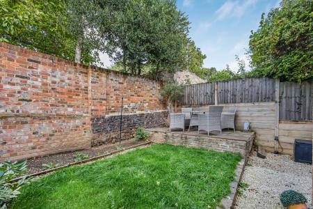 2 bedroom Maisonette for sale in Old London Road, St Albans, AL1