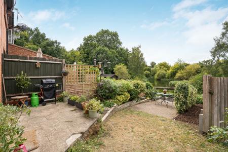 1 bedroom End of terrace house for sale in Riverside Road, St Albans, AL1