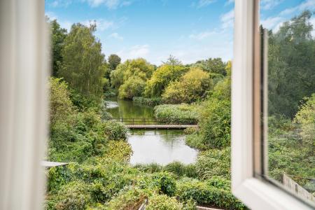 1 bedroom End of terrace house for sale in Riverside Road, St Albans, AL1