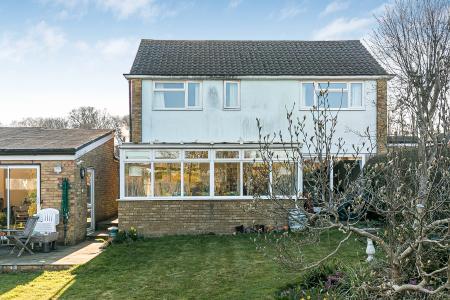 4 bedroom Detached house for sale in Sycamore Avenue, Hatfield, AL10