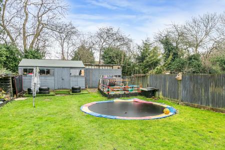 5 bedroom Semi-detached house for sale in Woollam Crescent, St Albans, AL3