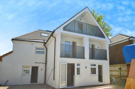 Frogmore, Frogmore, AL2