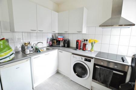 1 bedroom Studio flat to let in Hatfield Road, St Albans, AL1
