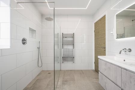 5 bedroom Detached house to let in Highfield Lane, St Albans, AL4