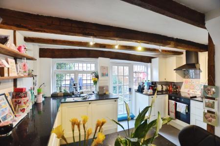 2 bedroom Terraced House to let in Lower Dagnall Street, St Albans, AL3