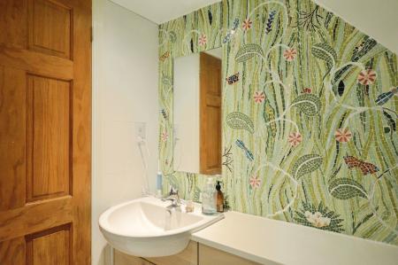 3 bedroom Detached house to let in Roestock Lane, Colney Heath, AL4