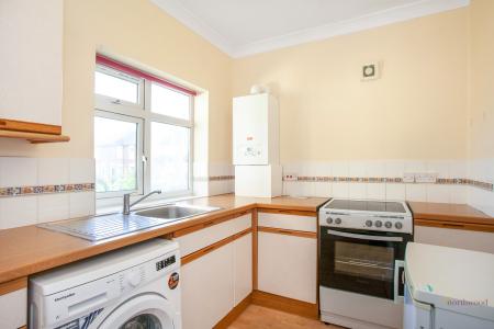 1 bedroom Ground floor maisonette to let in Sandridge Road, St Albans, AL1
