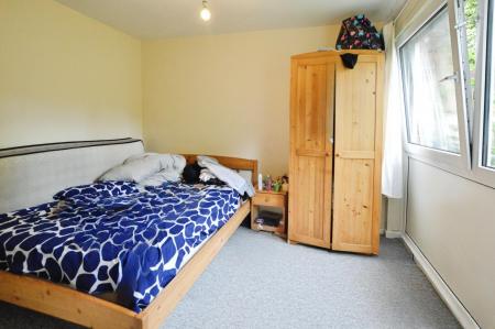 2 bedroom Flat to let in Lemsford Road, St Albans, AL1