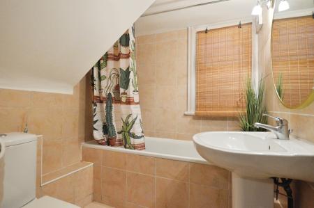 1 bedroom Ground floor maisonette to let in Beaconsfield Road, St Albans, AL1