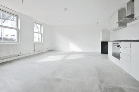 2 bedroom Detached house to let in Laurel Road, St Albans, AL1