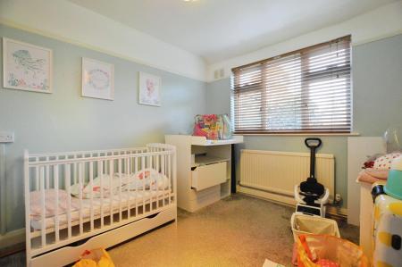 2 bedroom Bungalow to let in Driftwood Avenue, St Albans, AL2