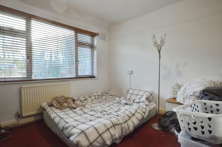 2 bedroom Bungalow to let in Driftwood Avenue, St Albans, AL2