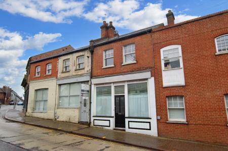 1 bedroom Flat to let in Catherine Street, St Albans, AL3