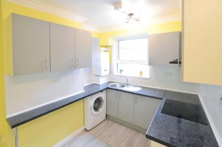 1 bedroom Flat to let in Hatfield Road, St Albans, AL1