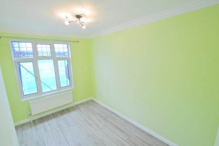 1 bedroom Flat to let in Hatfield Road, St Albans, AL1