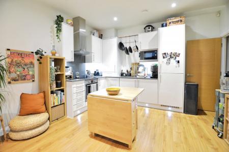 1 bedroom Flat to let in Soothouse Spring, St Albans, AL3