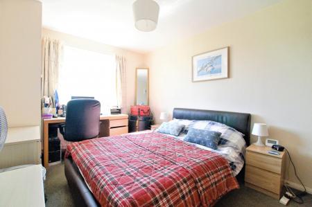 1 bedroom Flat to let in Park View Close, St Albans, AL1