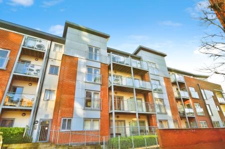 1 bedroom Flat to let in Charrington Place, St Albans, AL1