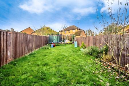 3 bedroom House to let in Wilshere Avenue, St Albans, AL1