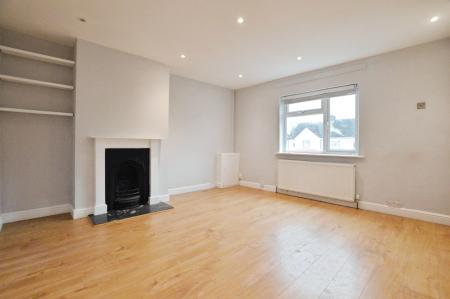 3 bedroom House to let in Wilshere Avenue, St Albans, AL1