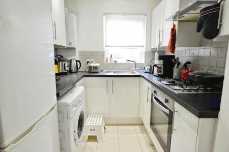 2 bedroom Flat to let in Lattimore Road, St Albans, AL1