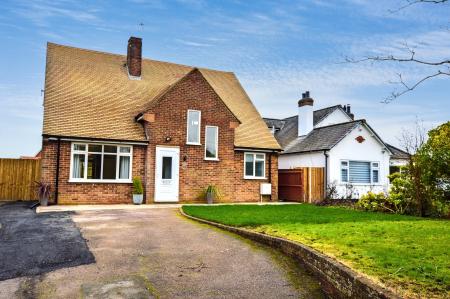 Oaklands Lane, St Albans, AL4