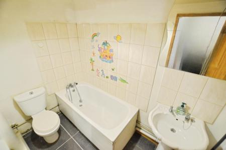 1 bedroom Studio flat to let in Hatfield Road, St Albans, AL1
