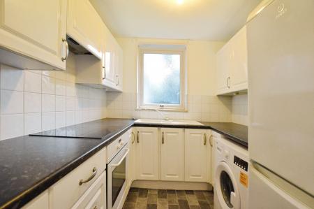 2 bedroom Flat to let in Bohemia, Hemel Hempstead, HP2